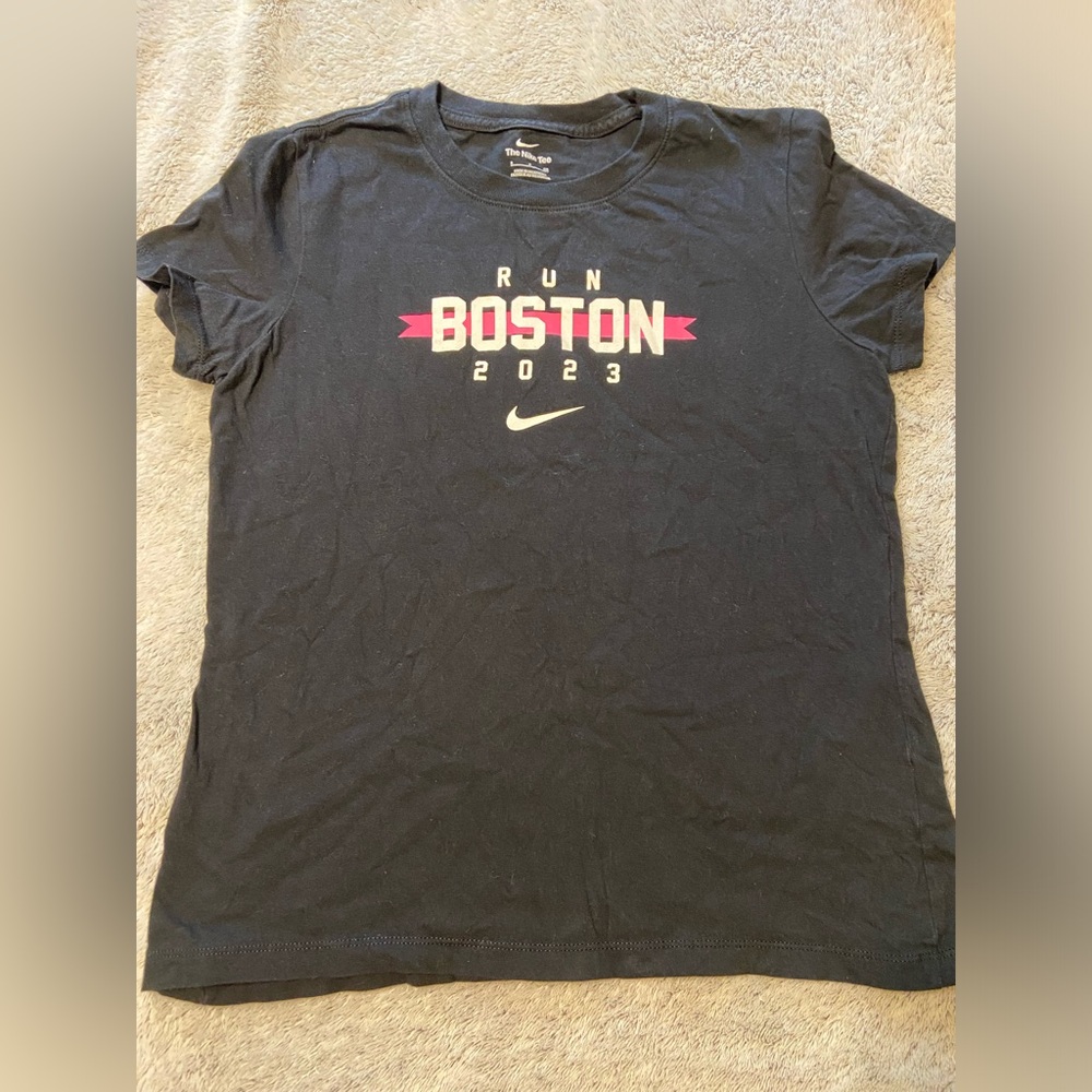 Nike Run Boston Marathon 2023 black Shirt